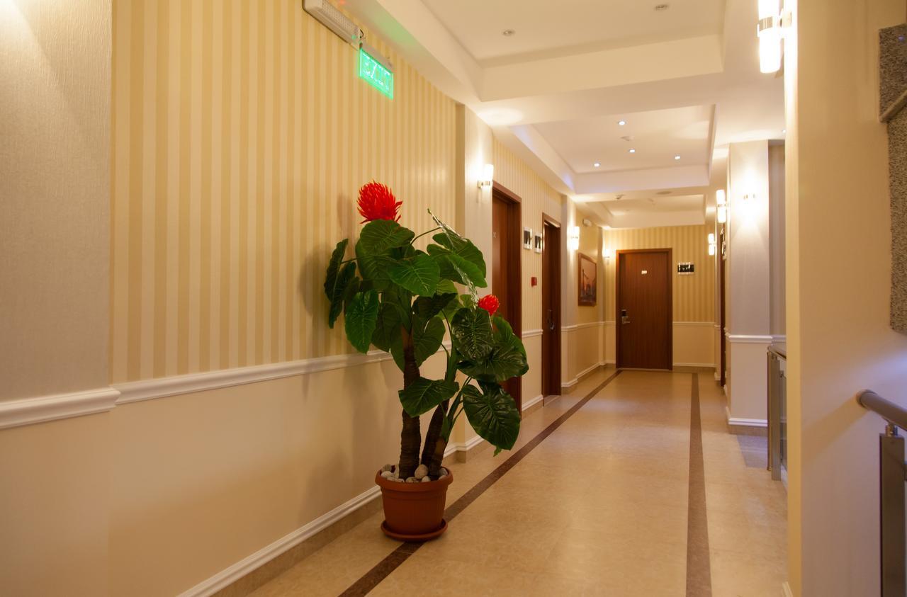Hotel Blue Moon อุลซิน ภายนอก รูปภาพ